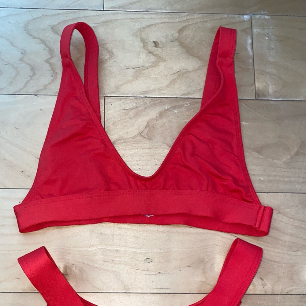 MINIMALE ANIMALE bikini top